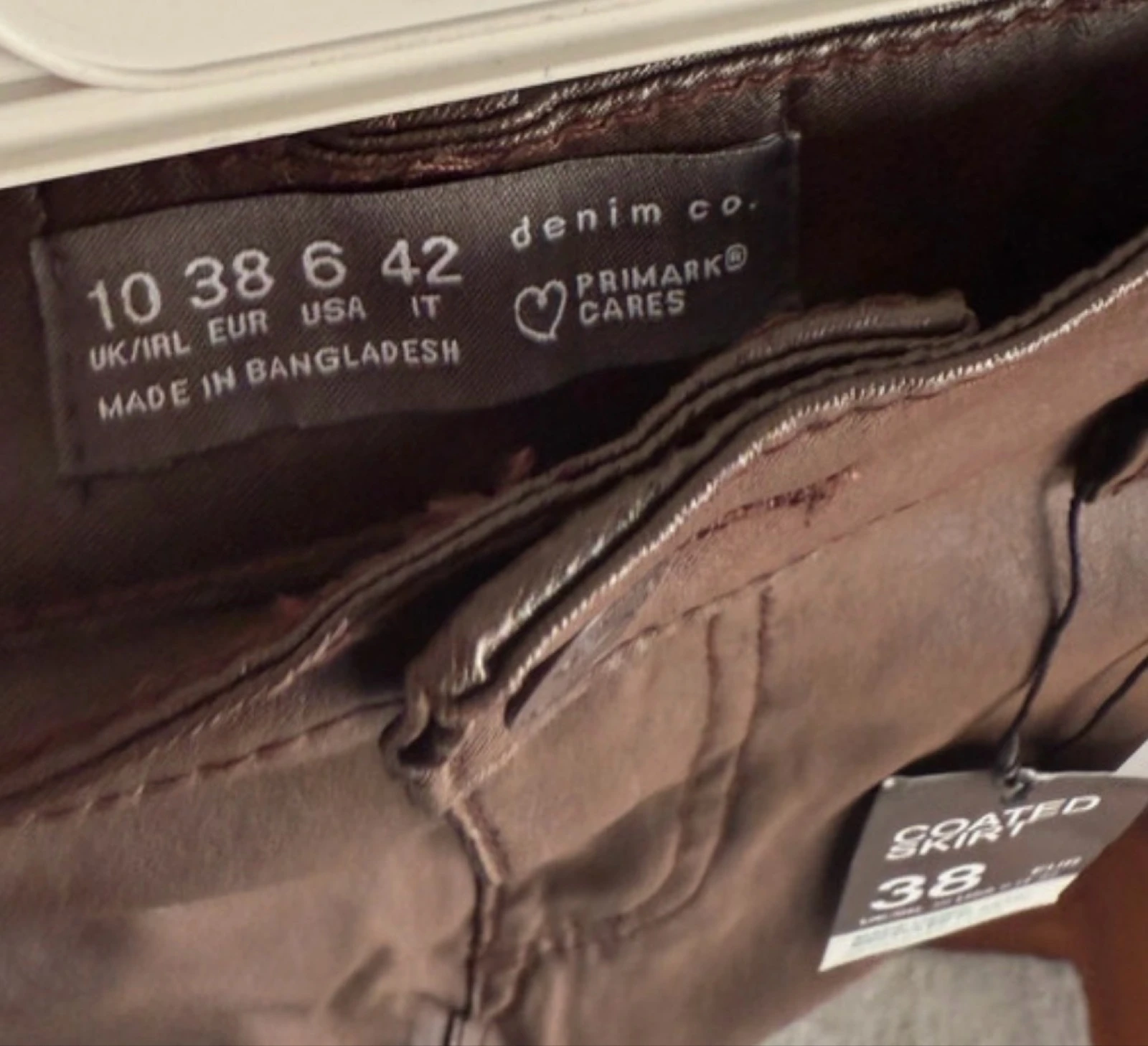 Saia marrom com efeito revestido da Primark (Tamanho 38) – photo 2